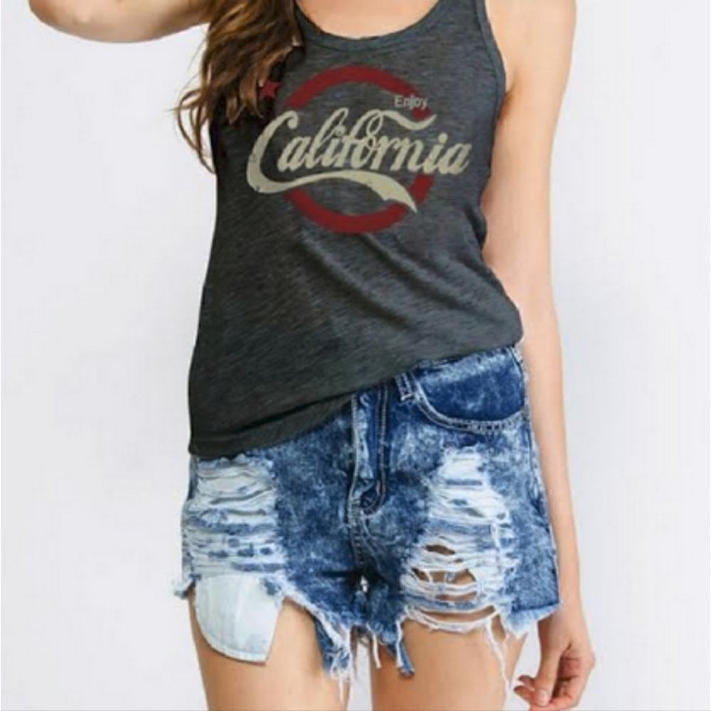 REFLEX Women’s Charcoal CALIFORNIA Thank Top